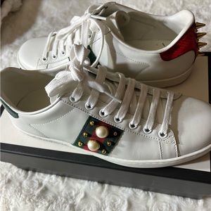 Gucci sneakers